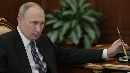 Vladimir Putin ordered a ceasefire in Ukraine on January 6-7